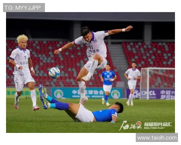 足球明星亲自示范训练技巧视频揭秘助你提升球技的秘诀与灵感